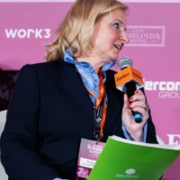 Maria Malhão Pereira, da Associação de Empresas Familiares, moderou o debate. Foto/Marisa Cardoso